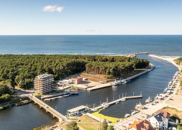 Lighthouse 06 Surfingbird Apartamento Mrzeżyno